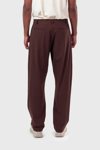 Grounding pants