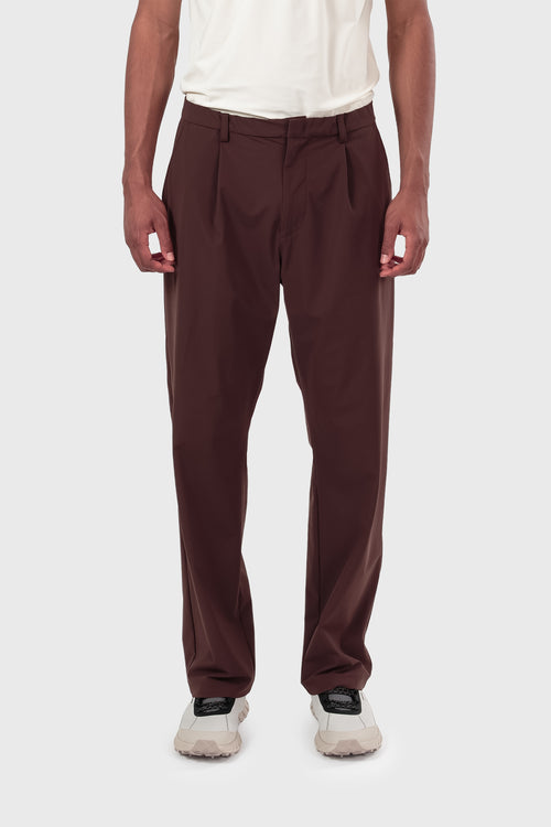 Grounding pants