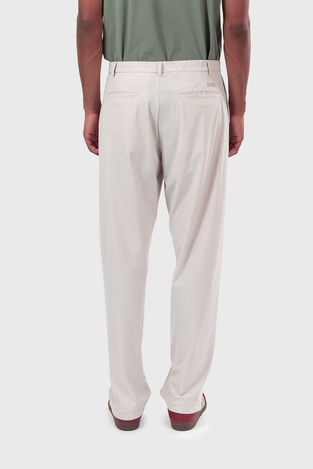 Grounding pants